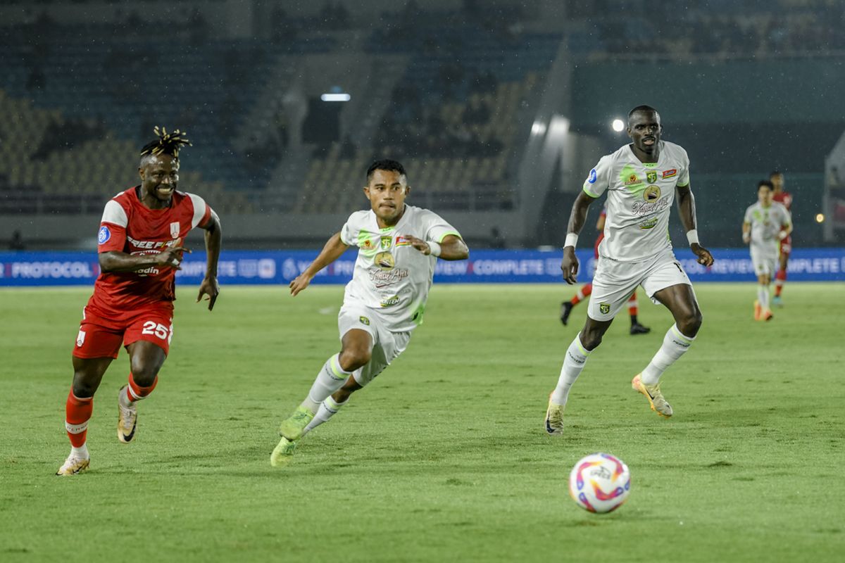 Hasil Pertandingan Persis vs Persebaya: 2-1, “Golazo” Sananta Berikan Kemenangan Berharga bagi Persis